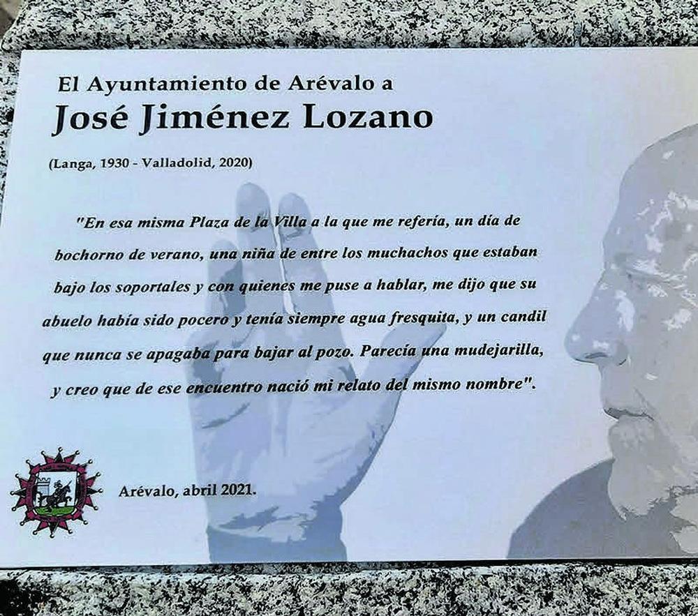 Fuente: ICAL - Placa en homenaje al escritor, premio Cervantes 2002, José Jiménez Lozano que ha sido instalada en el Mirador del Adaja, en Arévalo